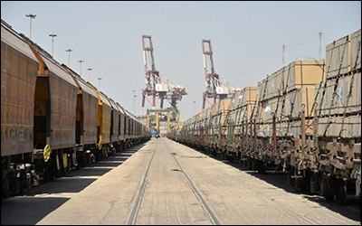 اتصال به ریل ، رشد اقتصادی بیشتری را برای بنادر ایران به دنبال دارد