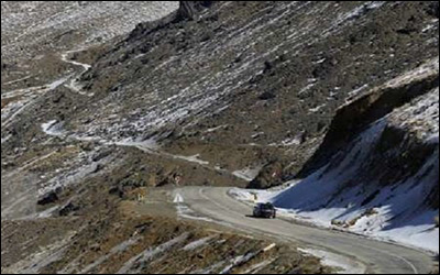 انسداد جاده کوهستانی همدان - تویسرکان تا پایان فصل زمستان