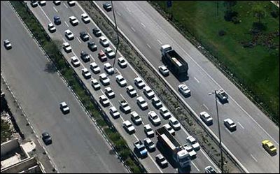 افزایش ۱۱۲ درصدی ورود خودرو به استان اردبیل