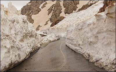 بازگشایی راه ارتباطی شهرستان پاوه به مریوان بعد از 130 روز