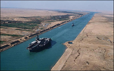 کانال سوئز مهم ترین و سریع ترین کریدور حمل و نقل دریایی