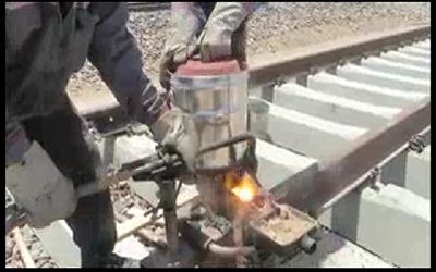 اجرای پروژه جوشکاری خطوط ایستگاه راه آهن چادرملو