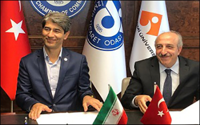 امضا یادداشت تفاهم توسعه همکاری حمل و نقل بین المللی جاده‌ای میان ایران و ترکیه