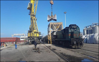 آغاز حمل ریلی محموله ۳ هزار تنی سیمان از راه آهن تهران