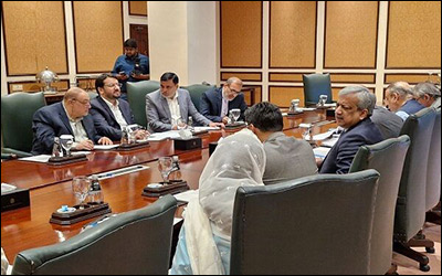 توسعه زیرساخت‌های جاده‌ای و بندری برای دستیابی به تجارت ۱۰ میلیارد دلاری میان ایران و پاکستان