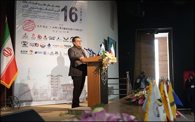 تاکید رئیس مرکز تحقیقات راه ، مسکن و شهرسازی بر پیگیری گواهینامه‌های فنی در کارخانجات آسفالت