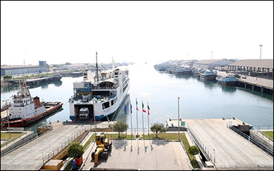 افزایش ۵۰ درصدی ترانزیت کالاهای غیرنفتی از بنادر شرق هرمزگان طی سال جاری