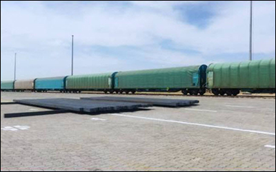 آغاز عملیات بارگیری محموله ۵۰۰۰ تنی شمش آهن در واگن های لبه بلند مسقف اروپایی