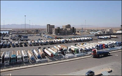 فراز و فرودهای آمار تردد روزانه ناوگان تجاری در پایانه مرزی دوغارون