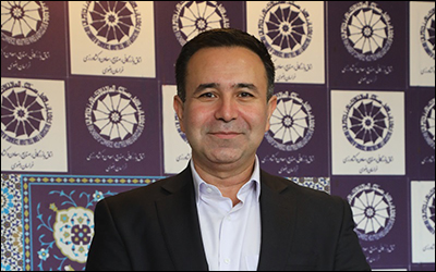 توقف کامیون‌های خارجی در بندرعباس ؛ تعطیلی ، کمبود سوخت و کاغذبازی