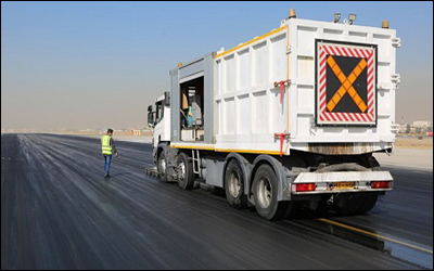 آغاز عملیات لاستیک‌زدایی باند ۲۹ چپ فرودگاه مهرآباد