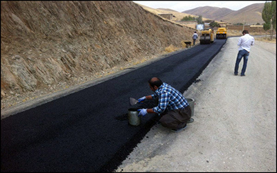 عملیات اجرایی آسفالت‌ریزی راه روستایی اکبرآباد – سراب میرزا در سنندج