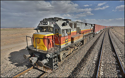 توسعه راه آهن در گرو توسعه خطوط و سرمایه گذاری بخش خصوصی