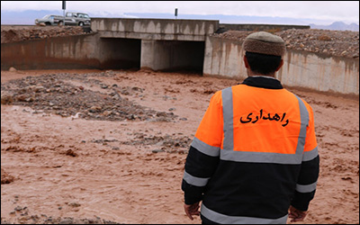 انسداد محور راور – دیهوک به سمت مشهد به دلیل طغیان رودخانه