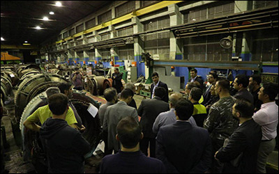 بازدید شبانه مدیرعامل راه‌آهن از کارخانجات تعمیرات لکوموتیو تهران