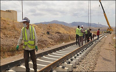 پیشرفت ۸۵ درصدی راه‌آهن همدان - سنندج