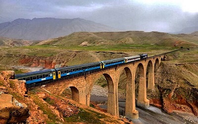 جابجایی بیش از ۳۲ هزار مسافر در راه آهن زاگرس طی مردادماه امسال