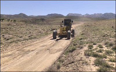 تسطیح ۳۵۰ کیلومتر از محورهای روستایی شهرستان قاینات