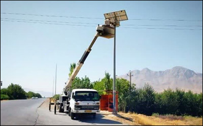 رفع یک نقطه پرتصادف در شهرستان خنداب با ایجاد روشنایی