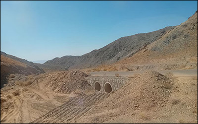 لایروبی دهانه پل‌ها در حوزه راه‌های شهرستان دیهوک