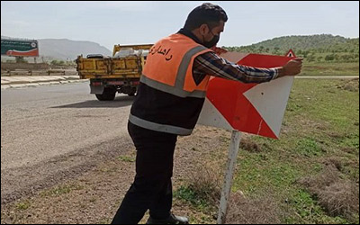 نصب ۱۰۰۰ دستگاه تابلو و علائم ایمنی در جاده های استان آذربایجان غربی