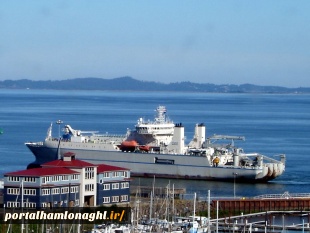 کشتی کابل گذار