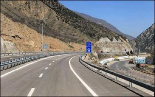 امضاء قرارداد احداث اولین آزادراه ۱۰۰ درصد خصوصی کشور