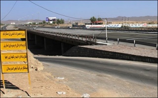 عملیاتی شدن بهسازی پل‌های جاده‌ای استان قم