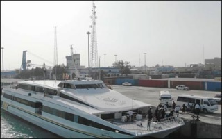 تردد بیش از ۶۵۲ هزار مسافر دریایی در بنادر غرب هرمزگان طی سال جاری