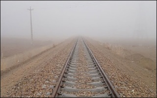 خودکفایی در روسازی راه‌آهن همدان - سنندج