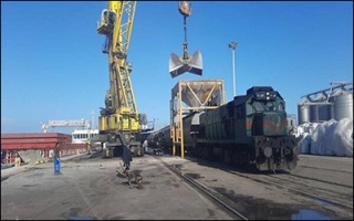 آغاز حمل ریلی محموله ۳ هزار تنی سیمان از راه آهن تهران