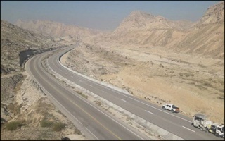 باند دوم محور جم - فیروزآباد به طول ۱۱ کیلومتر به زودی بهره‌برداری می‌شود