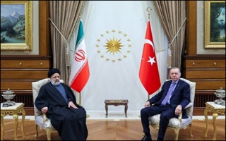 امضا اسناد همکاری حمل و نقل ریلی و هوایی ایران و ترکیه