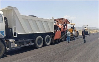 آغاز عملیات اجرایی احداث باند دوم در محور جیرفت - کهنوج - رودان