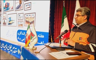 نبض توسعه اقتصادی کشور در دستان پرتلاش راهداری و حمل‌ونقل جاده‌ای است