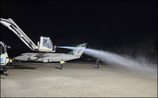 یخ‌زدایی از هواپیماها الزام ایمنی صنعت هوانوردی در فصل سرما