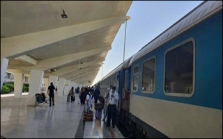 جابجایی بیش از ۶۲ هزار مسافر با قطارهای نوروزی در راه آهن هرمزگان
