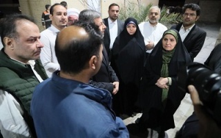 بازدید شبانه وزیر راه و شهرسازی از ایستگاه راه آهن نایین در استان اصفهان