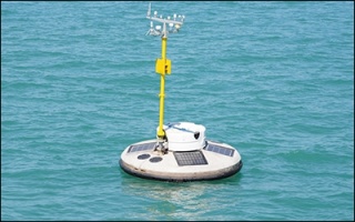 نصب و راه اندازی یک‌دستگاه بویه موج نگار در آب‌های تحت پوشش بندر امیرآباد