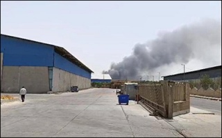 خودسوزی طبیعی دانه‌های روغنی در بندر امام  با آمادگی و واکنش سریع تیم‌های عملیاتی بندر امام خمینی(ره) آتش مهار شد