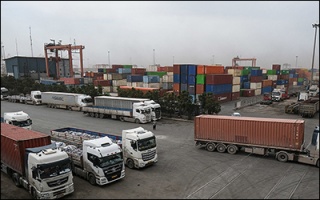 موانع تحقق وعده گمرکی وزیر اقتصاد ؛ دستگاه‌های متولی چقدر هماهنگ هستند ؟