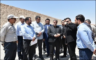 بازدید استاندار سمنان از روند احداث آزادراه حرم تا حرم