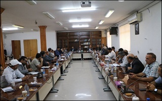 برگزاری جلسه هماهنگی با پیمانکاران پروژه های راهسازی استان فارس به‌ منظور تقویت همکاری و رفع موانع و مشکلات