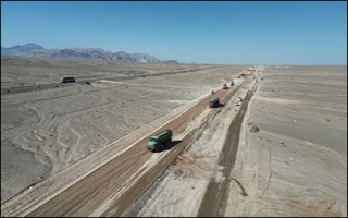 جاده‌سازان در خط مقدم توسعه سیستان و بلوچستان ؛ ۱۶ کارگاه ، ۲۴۷ کیلومتر و عزم راسخ برای تحول