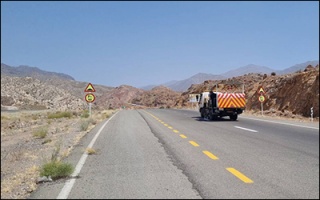 اجرای بیش از ۱۰۰۰ کیلومتر خط‌کشی در جاده های جنوب کرمان از ابتدای سال جاری تاکنون