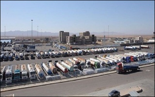 فراز و فرودهای آمار تردد روزانه ناوگان تجاری در پایانه مرزی دوغارون