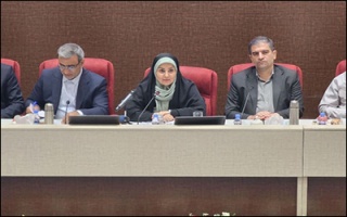 زمان سیر قطارهای مشهد به‌ زودی ۴۵ دقیقه کاهش می‌یابد  قرارداد قطار تندروی تهران – مشهد در سفر رئیس‌جمهور به پکن نهایی می‌شود