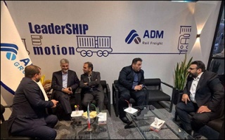 بازدید مدیران شرکت حمل‌ونقل توکا از غرفه گروه ادمیرال در ششمین نمایشگاه بین‌المللی حمل‌ونقل