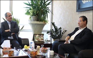 بررسی توسعه سطوح پروازی و راهکارهای افزایش سرمایه گذاری ها در فرودگاه ارومیه