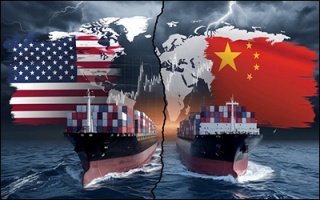 کشتیرانی جهانی در چرخه تعرفه ها ؛ جنگ اقتصادی ایالات متحده و چین در دریا‌ها